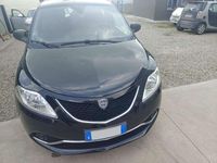 Usata Lancia Ypsilon 69 CV (50 kW) 2017 Nero Utilitaria