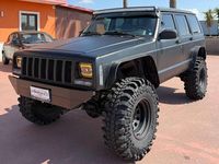 Usata Jeep Cherokee Sport 116 CV (85 kW) 1998 Nero SUV