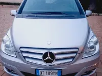 Usata Mercedes B200 140 CV (102 kW) 2009 Grigio Monovolume