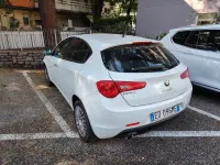 Usata Alfa Romeo Giulietta Distinctive 120 CV (88 kW) 2010 Bianco Utilitaria