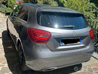Usata Mercedes A180 108 CV (79 kW) 2016 Grigio Berlina