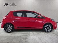 Usata Toyota Yaris Hybrid Active 100 CV (73 kW) 2017 Rosso Berlina
