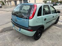 Usata Opel Corsa 75 CV (55 kW) 2002 Blu Utilitaria