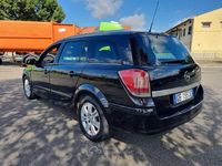Usata Opel Astra 101 CV (74 kW) 2007 Station wagon