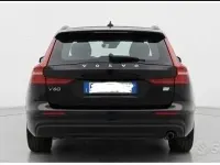 Usata Volvo V60 Business Edition 150 CV (110 kW) 2020 Nero Station wagon