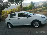 Usata Fiat Grande Punto 65 CV (47 kW) 2018 Bianco Utilitaria