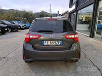Usata Toyota Yaris 65 CV (47 kW) 2020 Grigio Utilitaria