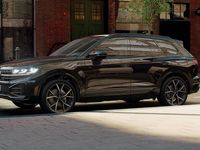 Nuova VW Touareg Edition 231 CV (169 kW) 2026 Grenadill black metallizzato SUV
