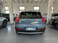 Usata Volvo XC40 Inscription 150 CV (110 kW) 2020 Grigio SUV