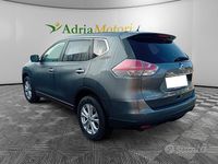 Usata Nissan X-Trail 131 CV (96 kW) 2017 Grigio scuro SUV
