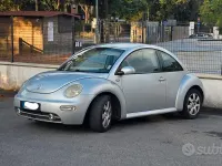 Usata VW New Beetle 105 CV (77 kW) 2003 Grigio Utilitaria