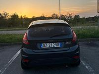 Usata Ford Fiesta Titanium 82 CV (60 kW) 2009 Grigio Berlina