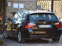 Usata BMW 318 143 CV (105 kW) 2007 Nero Station wagon