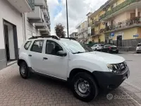 Usata Dacia Duster Prestige 110 CV (80 kW) 2016 Bianco SUV