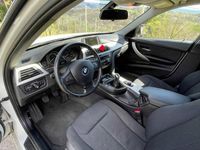 Usata BMW 318 143 CV (105 kW) 2015 Bianco Station wagon