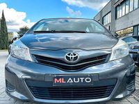 Usata Toyota Yaris Lounge 69 CV (50 kW) 2012 Grigio Utilitaria