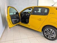 Usata Peugeot 208 Style 100 CV (73 kW) 2024 Giallo Utilitaria