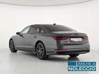 Usata Audi A8L Ambiente 286 CV (210 kW) 2024 Grigio daytona perlato Berlina