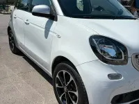 Usata Smart ForFour 71 CV (52 kW) 2017 Bianco Utilitaria