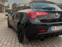 Usata Alfa Romeo Giulietta Distinctive 109 CV (80 kW) 2012 Nero Utilitaria