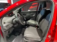 Usata Lancia Ypsilon Silver 95 CV (69 kW) 2016 Rosso Utilitaria