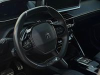 Usata Peugeot 208 GT 130 CV (95 kW) 2023 Grigio Utilitaria