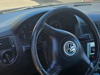 Usata VW Golf IV 64 CV (47 kW) 2000 Blu Berlina