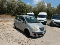 Usata Lancia Musa 69 CV (50 kW) 2005 Grigio Monovolume