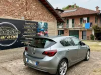 Usata Opel Astra 180 CV (132 kW) 2011