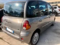 Usata Fiat Multipla 116 CV (85 kW) 2002 Grigio Monovolume