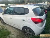 Usata Kia Venga 125 CV (91 kW) 2011 Bianco Utilitaria