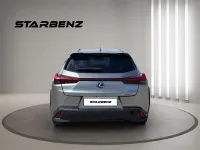Usata Lexus UX 145 CV (106 kW) 2019 Beige SUV
