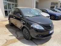 Usata Lancia Ypsilon Gold 69 CV (50 kW) 2020 Nero Utilitaria