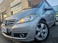 Usata Mercedes A180 Avantgarde 110 CV (80 kW) 2009 Argento Berlina