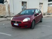 Usata Fiat Grande Punto 75 CV (55 kW) 2018 Rosso Utilitaria