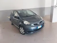 Usata Toyota Aygo 68 CV (50 kW) 2011 Grigio Utilitaria