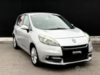 Usata Renault Scénic III 110 CV (80 kW) 2012 Grigio Monovolume