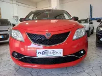 Usata Lancia Ypsilon Gold 69 CV (50 kW) 2017 Rosso Utilitaria
