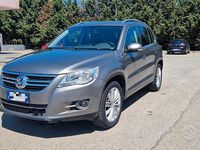 Usata VW Tiguan 170 CV (125 kW) 2008 Grigio SUV