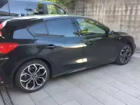 Usata Ford Focus 125 CV (91 kW) 2020 Nero Berlina