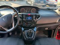 Usado Lancia Ypsilon 85 HP (62 kW) 2018 Vermelho Citadino