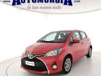 Usata Toyota Yaris Active 69 CV (50 kW) 2015 Rosso Utilitaria