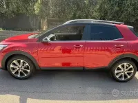 Usata Kia Stonic 120 CV (88 kW) 2019 Marrone SUV