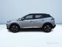 Usata Peugeot 2008 GT-line 102 CV (75 kW) 2020 Grigio metallizzato SUV