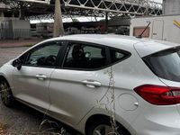 Usata Ford Fiesta 86 CV (63 kW) 2018 Bianco Utilitaria
