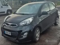 Usata Kia Picanto 69 CV (50 kW) 2011 Nero Utilitaria