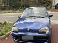 Usata Fiat 600 54 CV (39 kW) 2001 Blu/azzurro Berlina