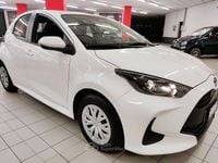 Gebraucht Toyota Yaris Hybrid Active 92 PS (67 kW) 2025 Weiß Kleinwagen