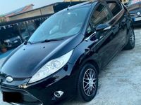 Usata Ford Fiesta Titanium 68 CV (50 kW) 2010 Nero Utilitaria