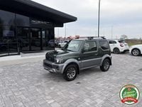 Usata Suzuki Jimny 84 CV (61 kW) 2015 Verde SUV